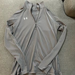 Under Armour pull over